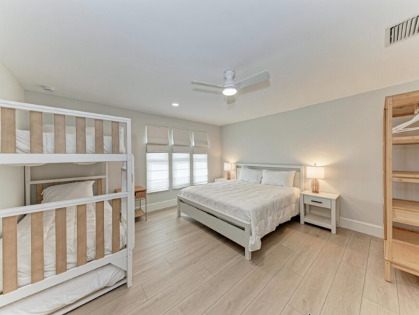 4-Bedroom Home with Private Dock in Anna Maria Island